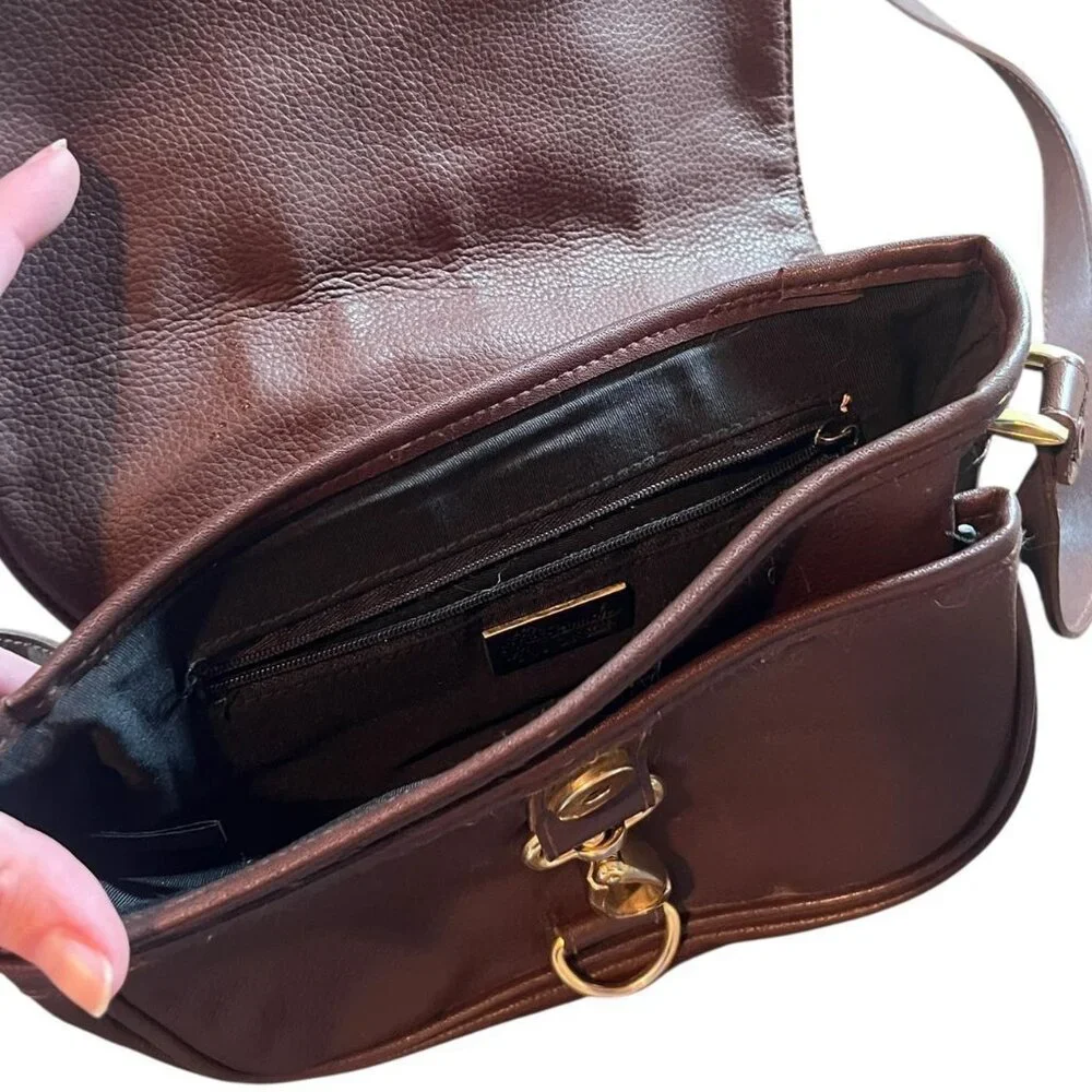 Vintage Brown Leather Clasp Crossbody Bag